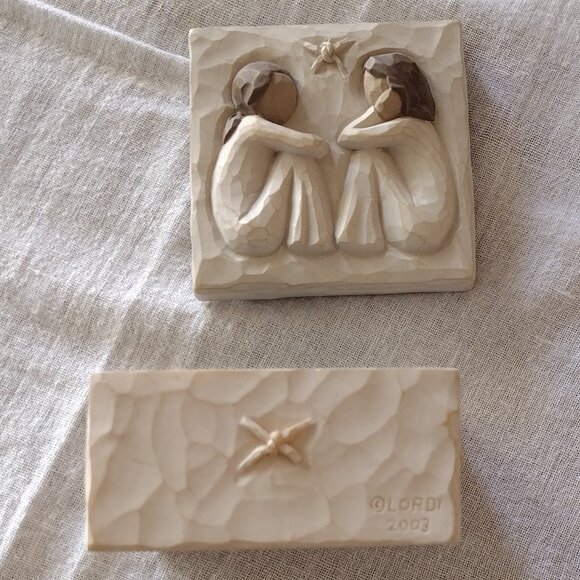 Willow Tree "Friendship" Small Trinket Box Susan Lordi 2003 - Picture 4 of 12